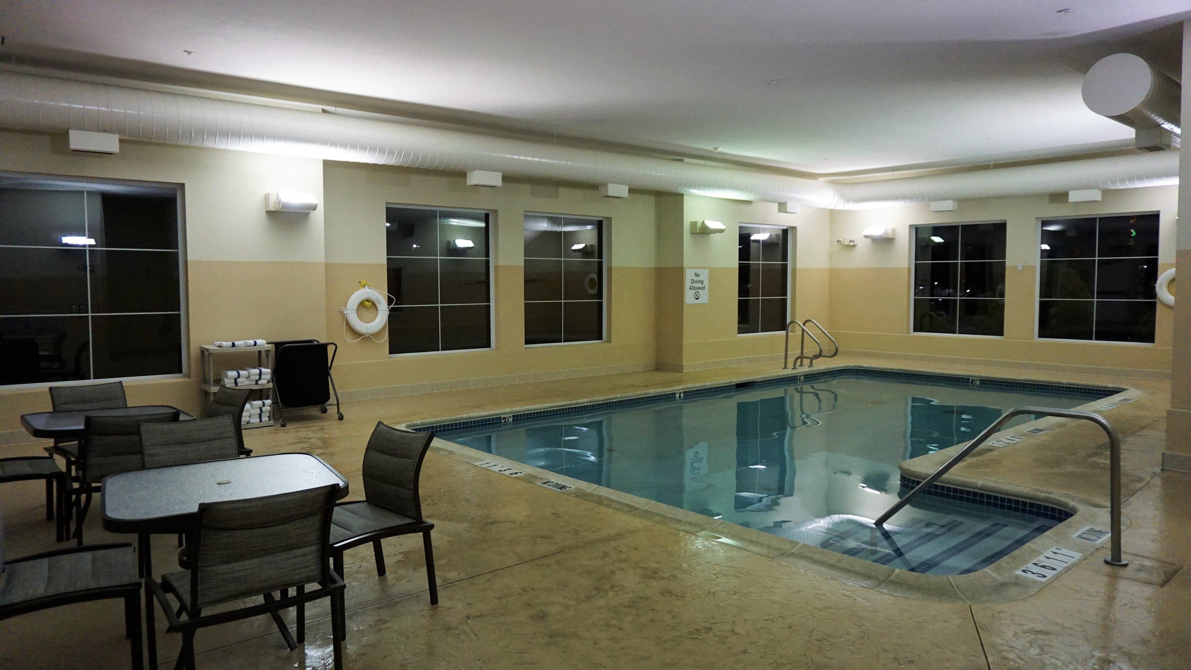 Holiday Inn Express & Suites Gibson By Ihg New Milford Exterior foto