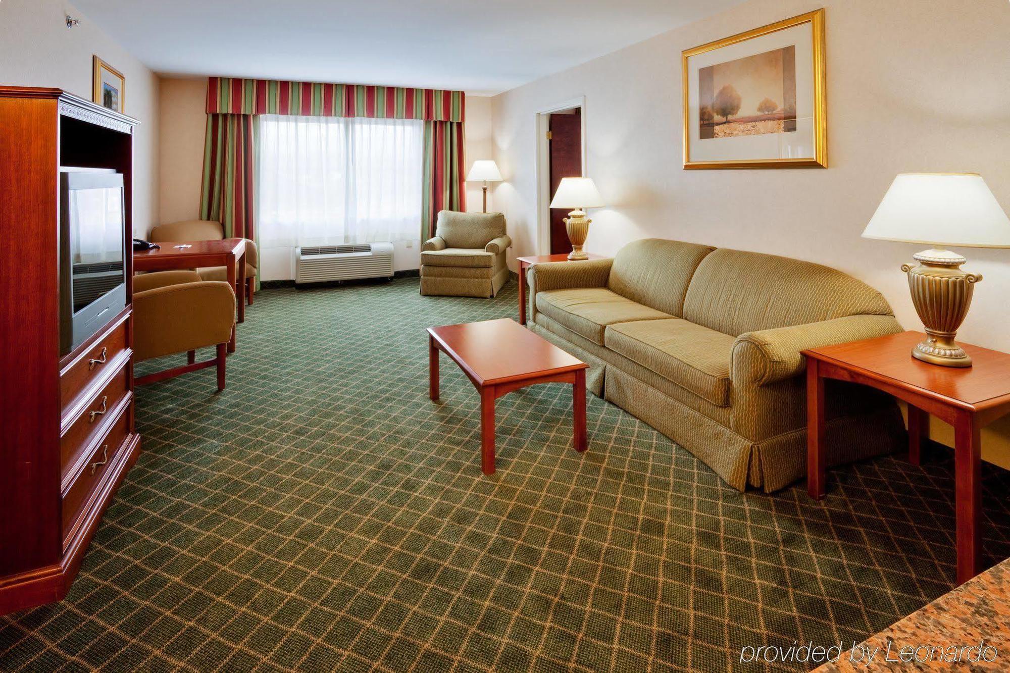 Holiday Inn Express & Suites Gibson By Ihg New Milford Exterior foto